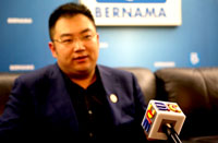 ��������